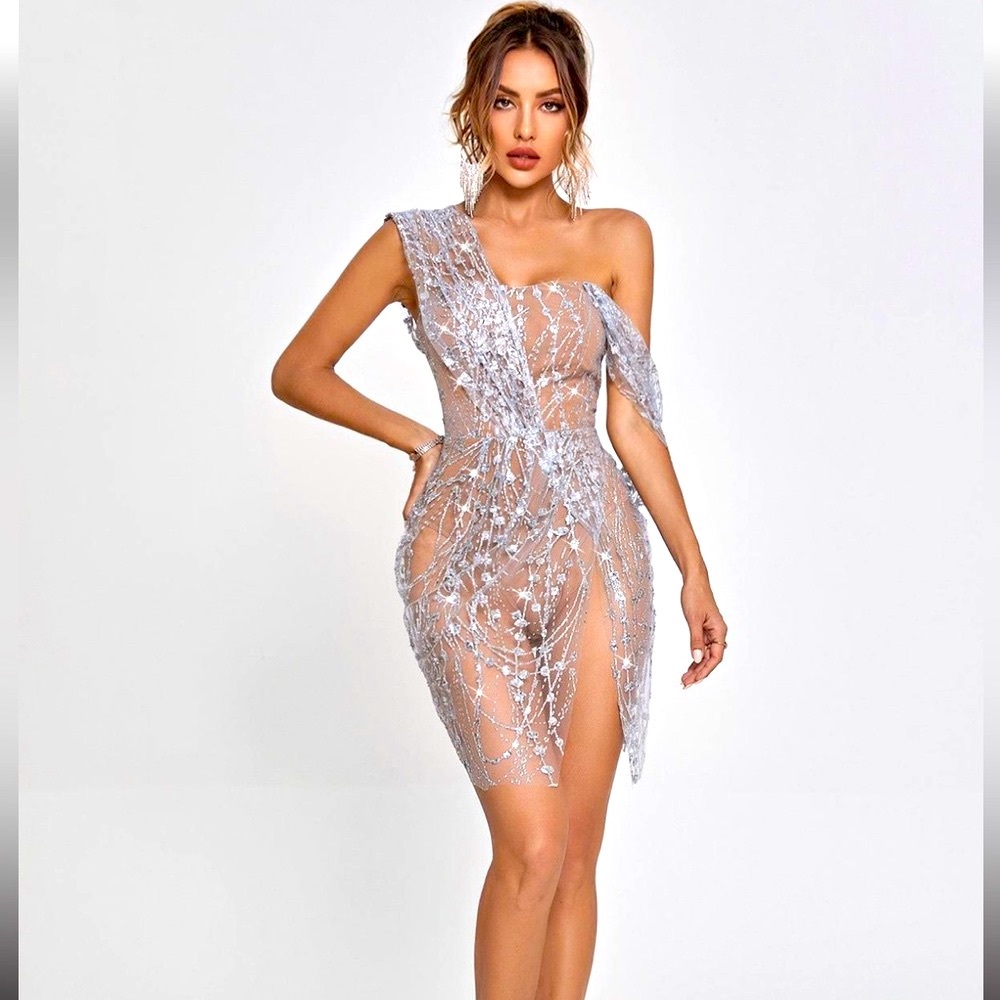 Bellabarnett Sedaya Sequin Split Mesh Mini Dress Size Small NWT